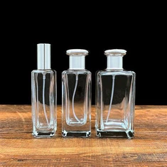 Nešiojamas kvepalų buteliukas